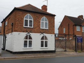 Cosy Detached 2 Bed Cottage in Tewkesbury Centre